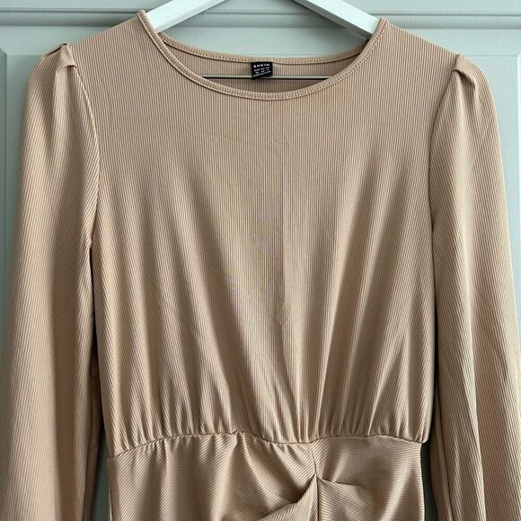 SHEIN Midi Dress - Picture 4 of 9